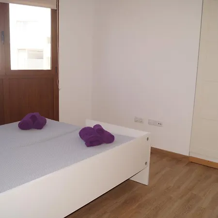 Casa Amara Y Julia Cotillo